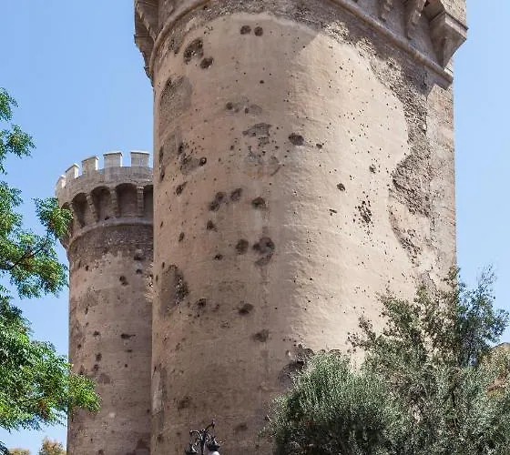 Centrico Torres De Quart.